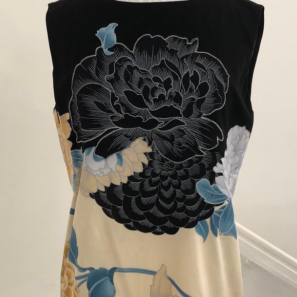 LEONARD Black/Multi Color Embroidered Floral Top